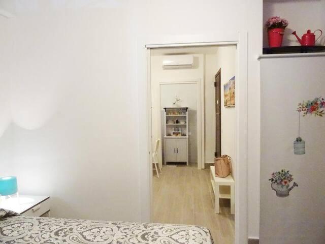 Around Cassaro Holiday House Palermo Ngoại thất bức ảnh